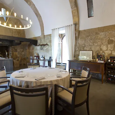 Ξενοδοχείο La Badia Di 4*