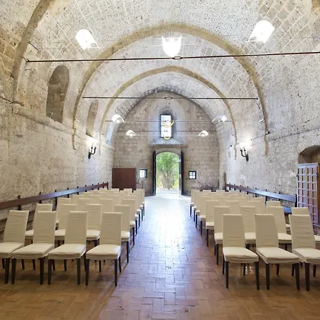 Ξενοδοχείο La Badia Di 4*