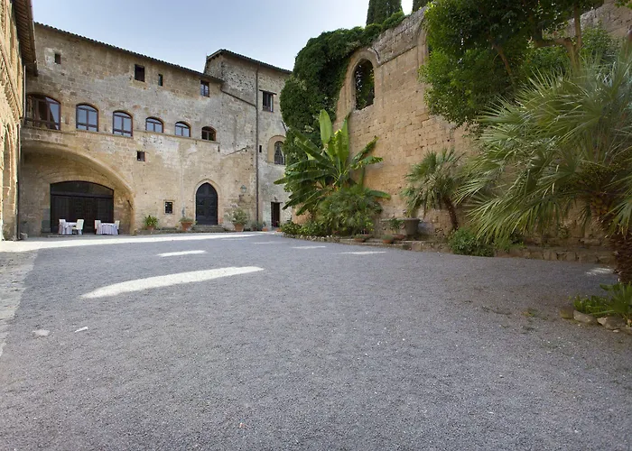 Hotel La Badia Di 4*