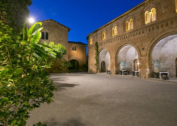 Hotel La Badia Di 4*